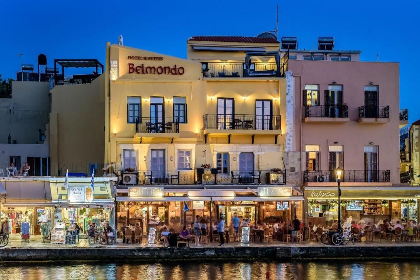 Hotel Belmondo Hotel & Suites er beliggende i Chania