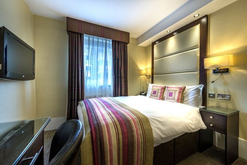 Grand Royale Hyde Park - Image 6