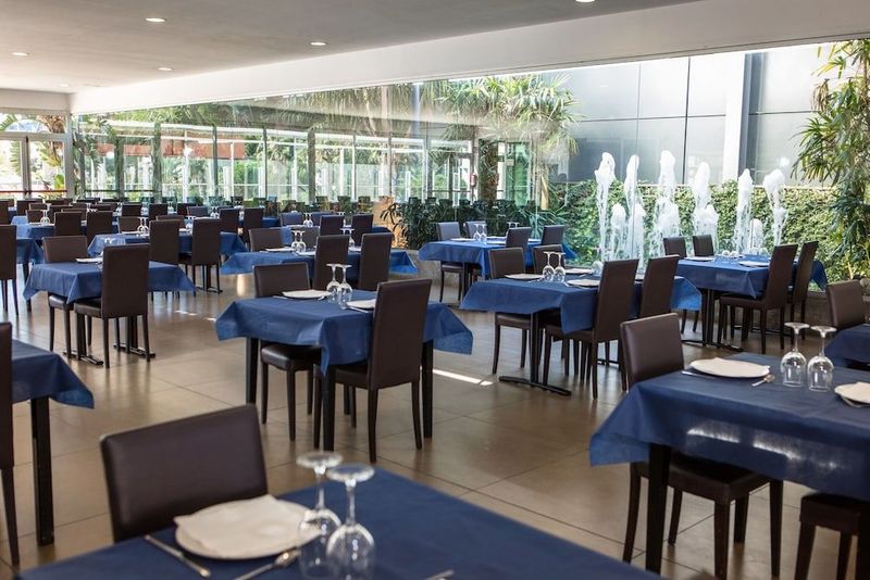 RVHotels Nautic Park - Image 5