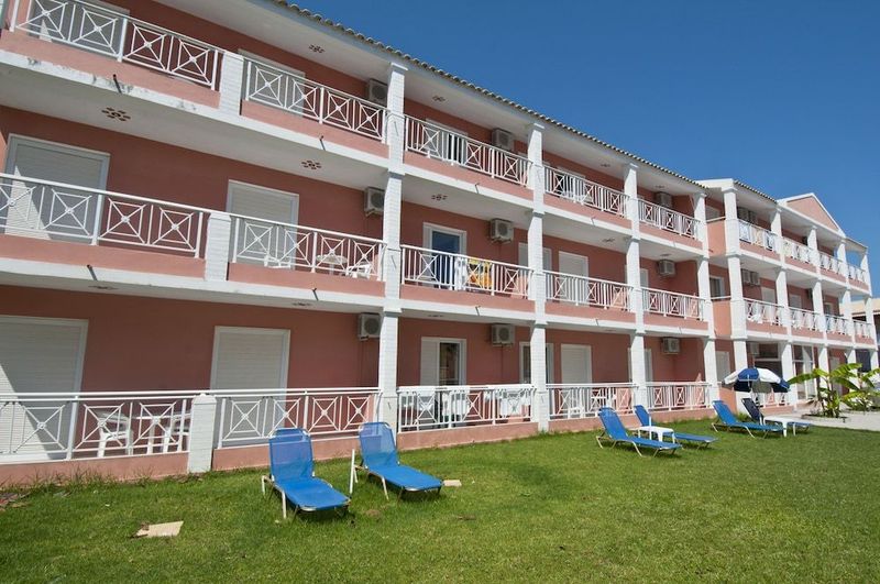 Angelina’s Hotel & Apartments - Image 10