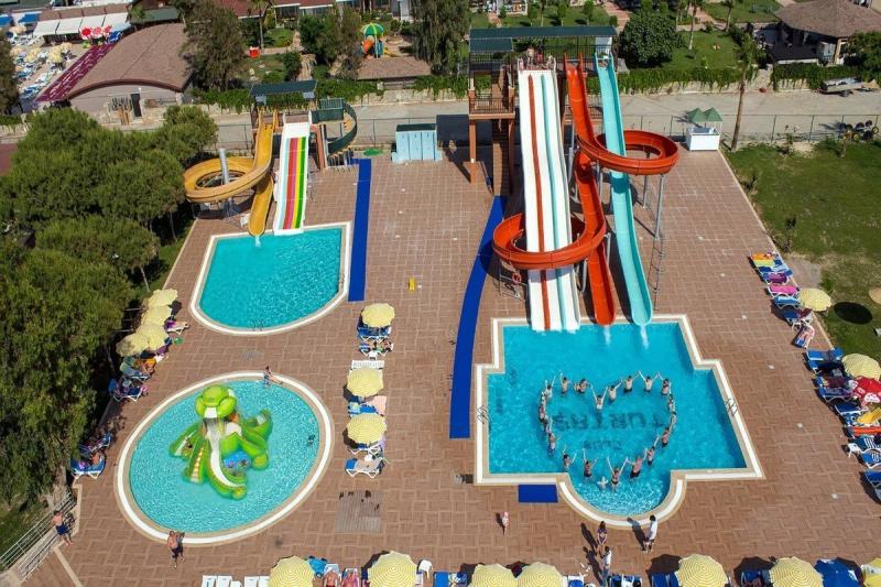 Club Turtas Beach Hotel - Image 6