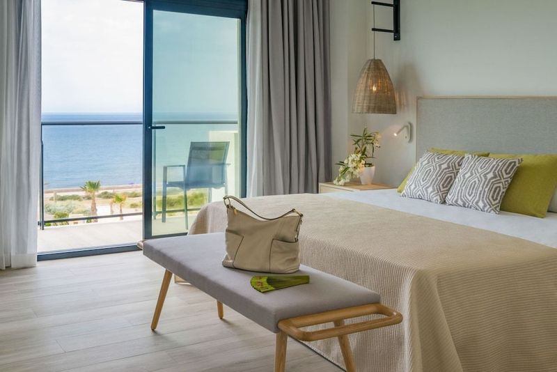 Cabogata Beach Hotel - Image 3