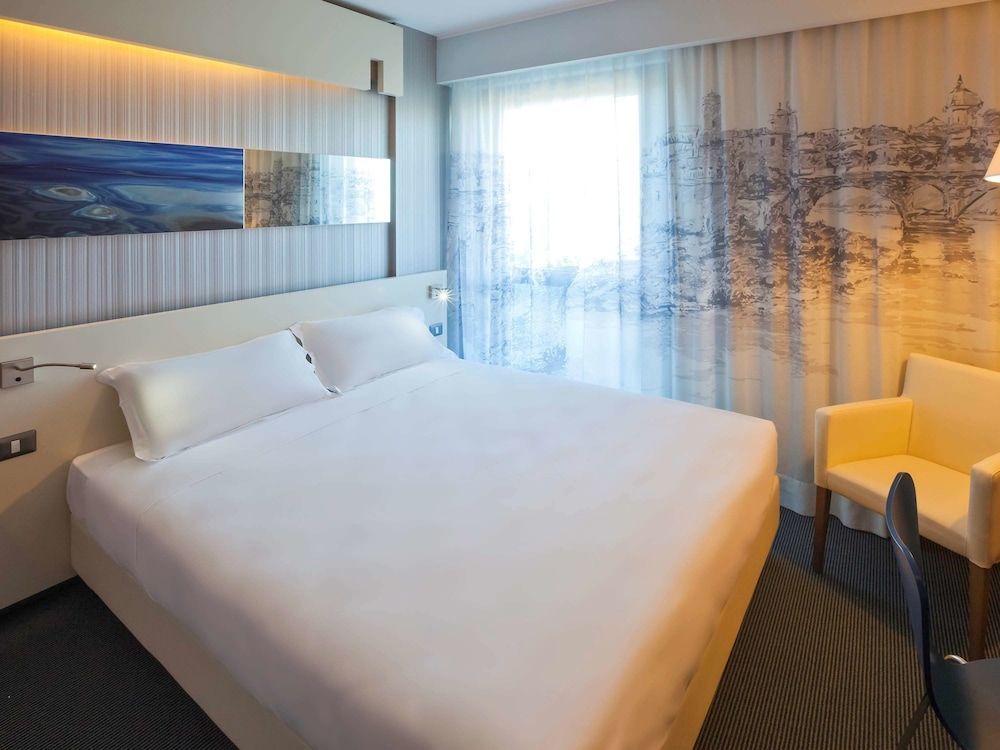 Ibis Styles Roma Eur - Image 2