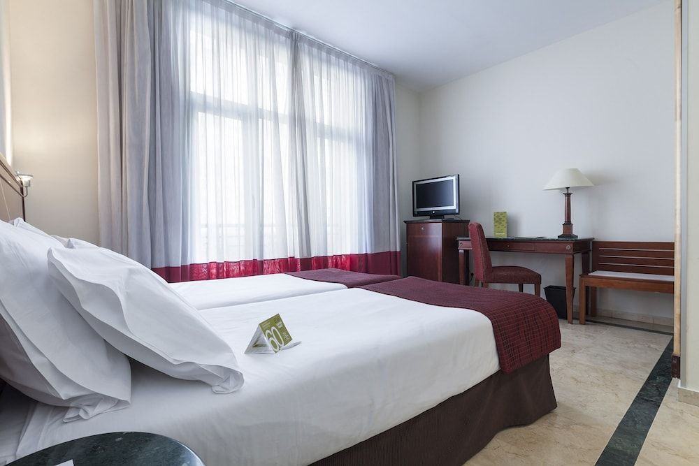 Hotel Exe Laietana Palace - Image 8