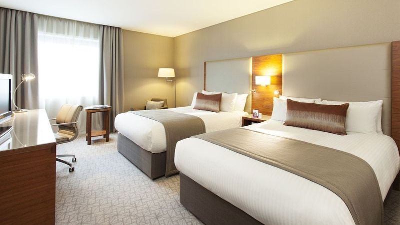 Crowne Plaza London Docklands - Image 8