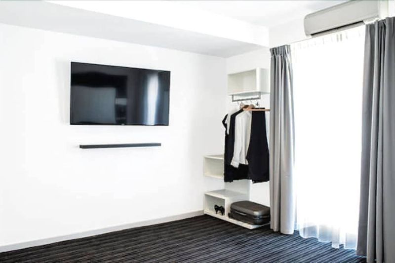 Hotel 66 - Image 8