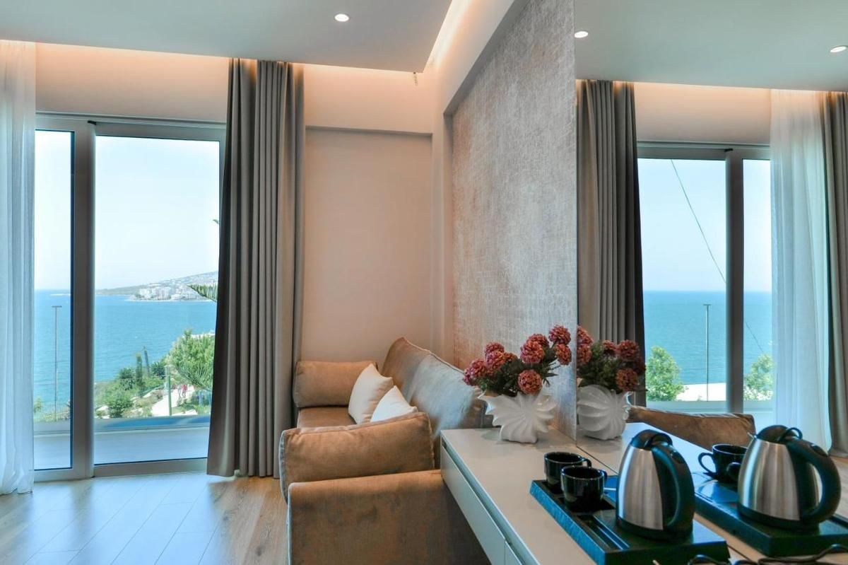 Hotel Oasis - Image 9
