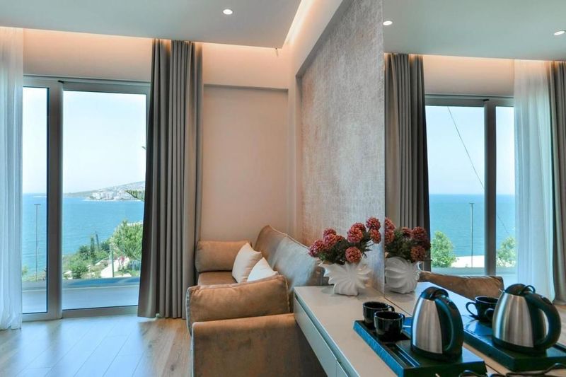 Hotel Oasis - Image 9