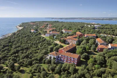 Lanterna Resort