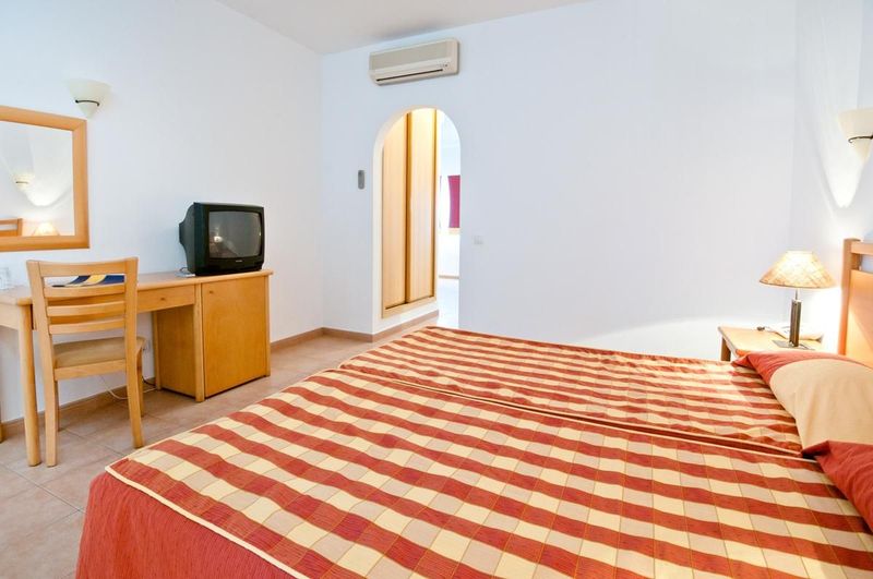 Hotel Luz Bay - Image 4
