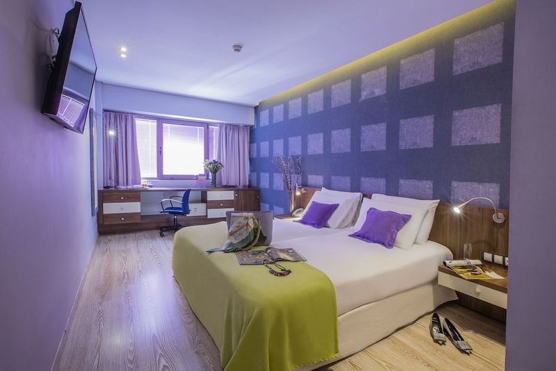 Novus City Hotel - Image 5