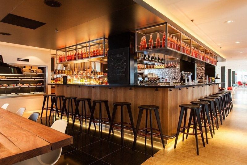 citizenM Hotel Amsterdam City - Image 6