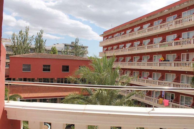 Hotel Seramar Luna-Luna Park - Image 3