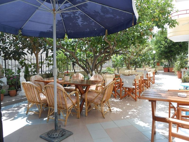 Voula Hotel - Image 2
