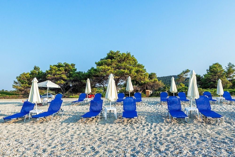 Xenios Port Marina Hotel - Image 7