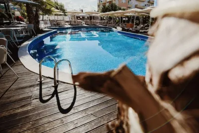 Flower Hotel & SPA