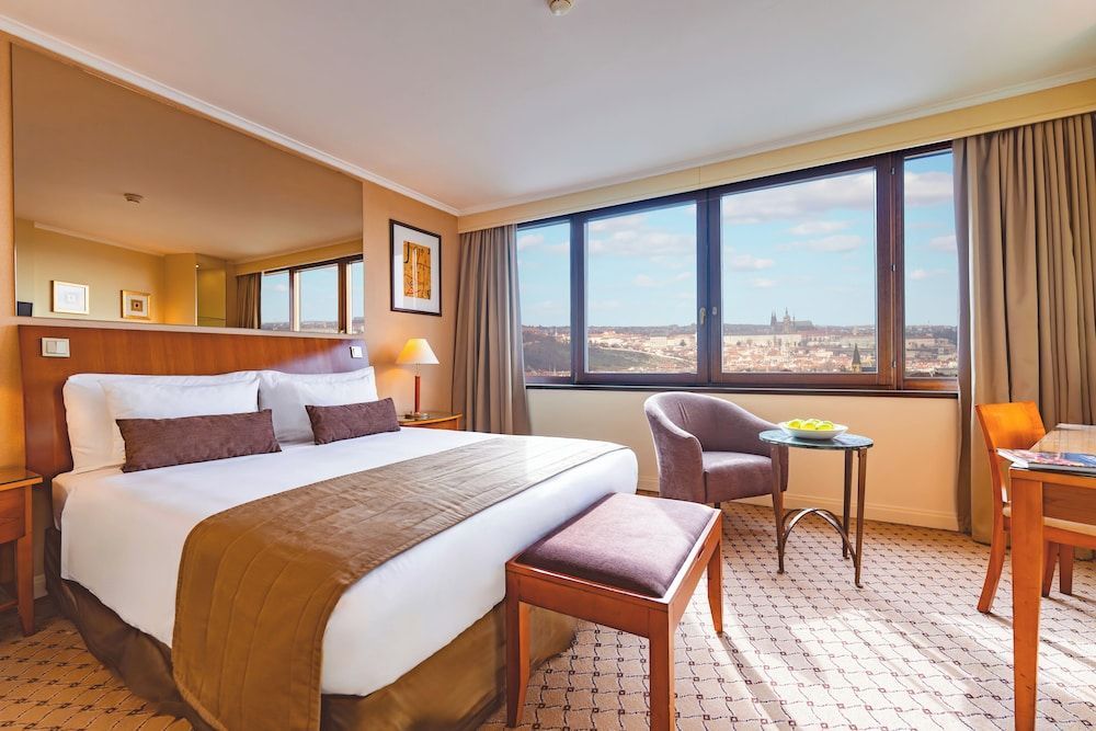Corinthia Hotel Prague - Image 9