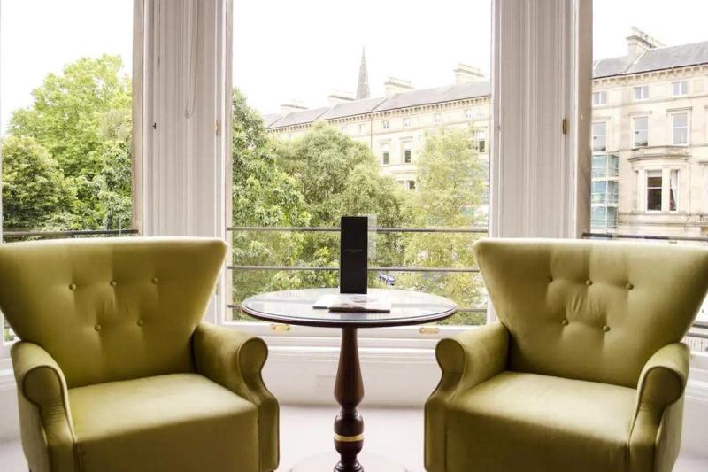Bonham Hotel - Image 3