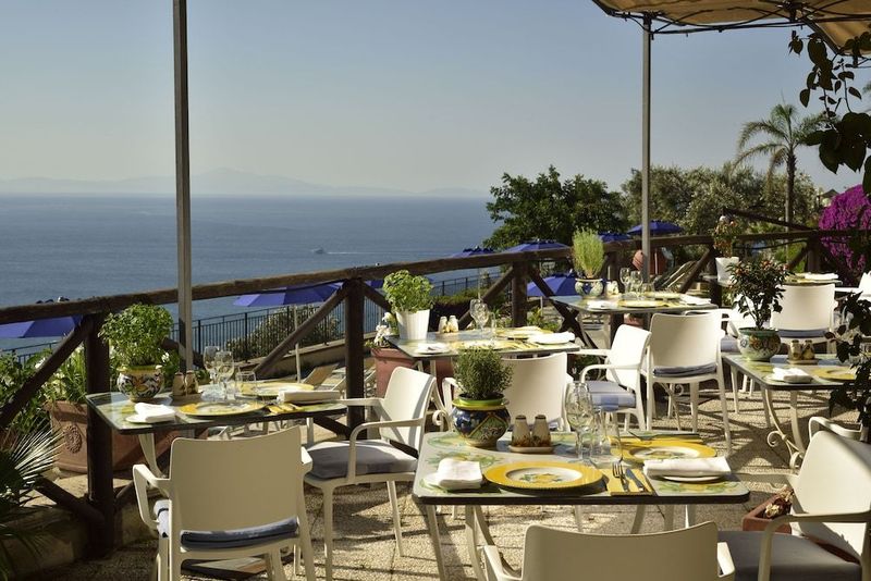 Raito Hotel - Image 6