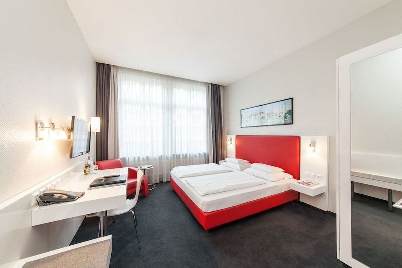 Select Hotel Berlin Checkpoint Charlie - Image 3
