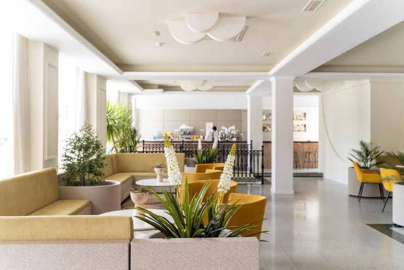 Hotel Santa Rosa - Image 10
