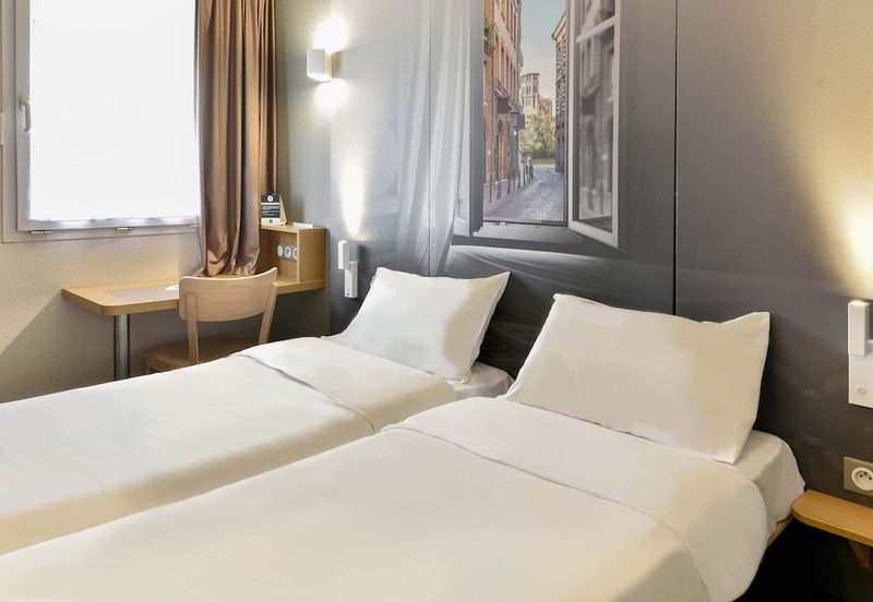 B&B Hotel Toulouse Cite de l'Espace Mouchotte - Image 10