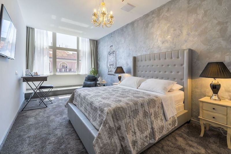 Prima Luce Luxury Rooms - Image 6