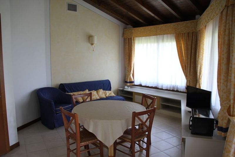 Le Corti del Lago - Image 9