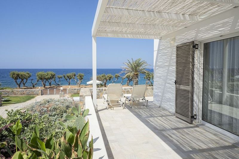 Maritimo Beach Hotel - Image 7