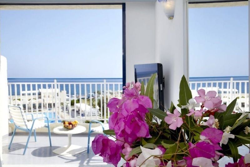 Mare Blue Hotel - Image 8
