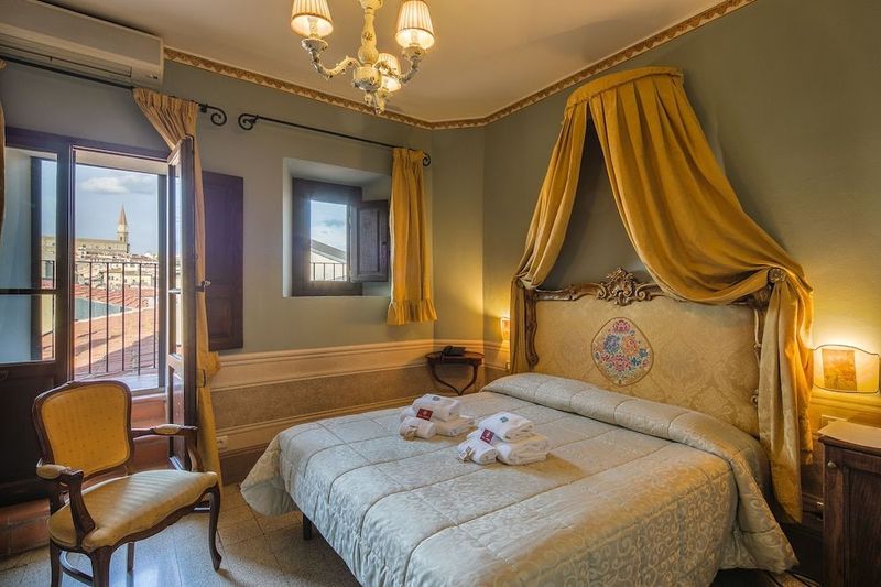 Hotel Portici - Image 4