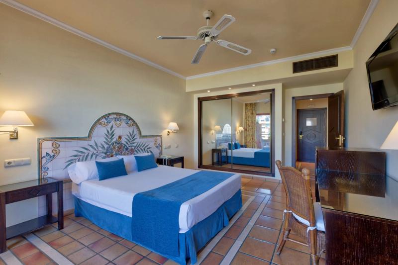 Ibersol Almunecar Beach & Spa - Image 9
