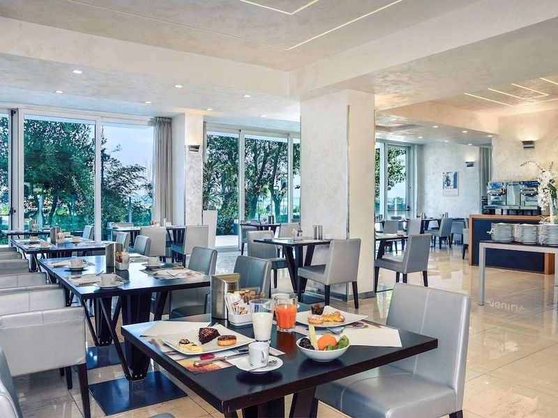 Mercure Rimini Artis - Image 5