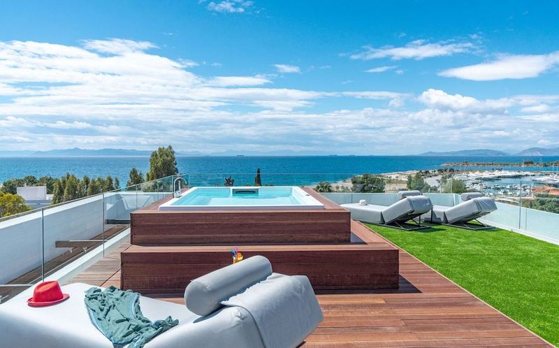 Glyfada Riviera Hotel - Image 2