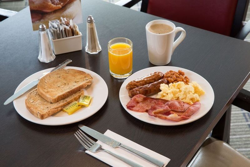 Holiday Inn Express London Greenwich - Image 6