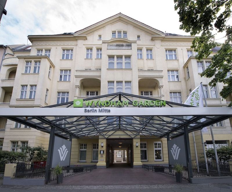 Wyndham Garden Berlin Mitte - Image 2