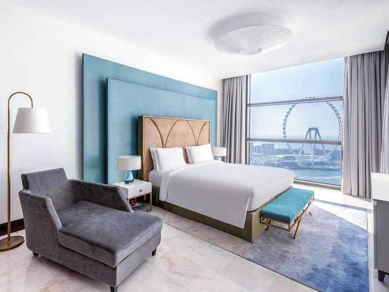 Sofitel Dubai Jumeirah Beach - Image 7