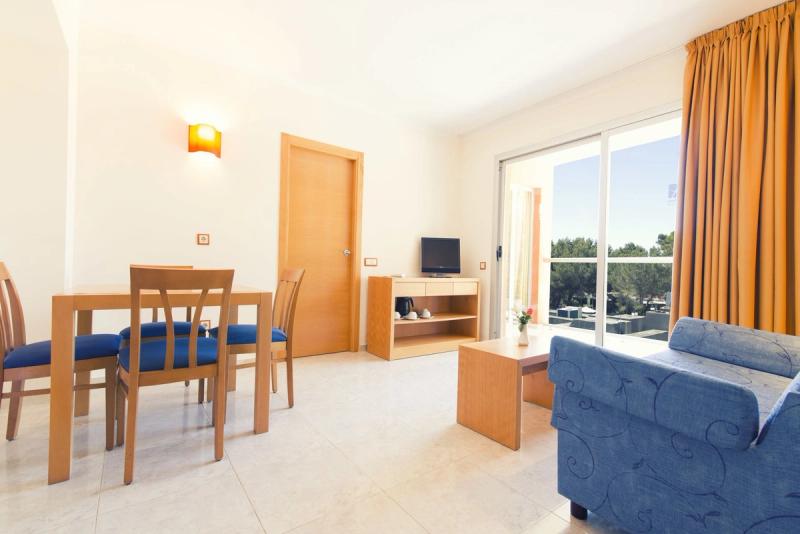azuLine Hotel Atlantic - Image 7