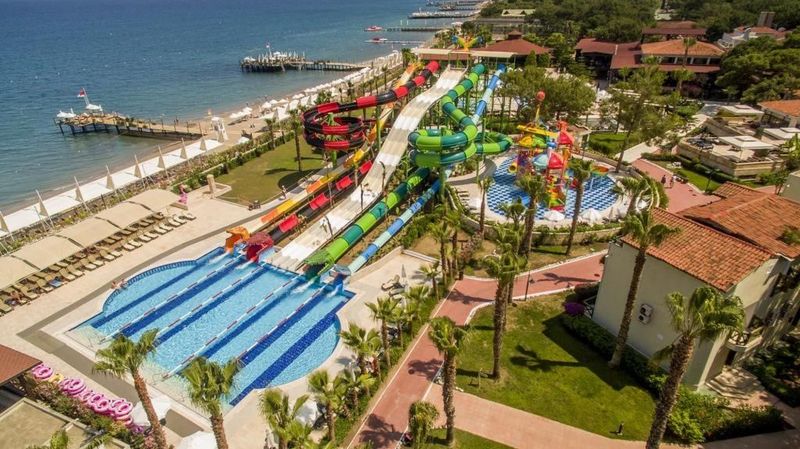 Crystal Flora Beach Resort - Image 4