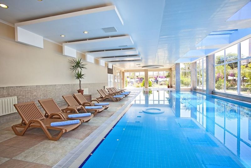 Titan Select Hotel - Image 6