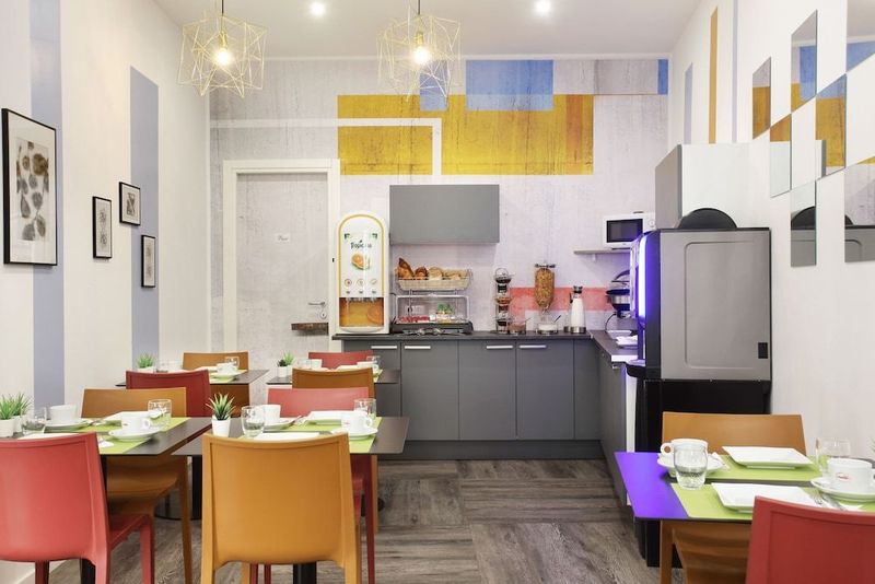 L'Alcove Hotel - Image 9