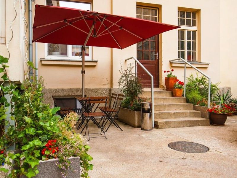 Hotel Cloister Inn - Image 10