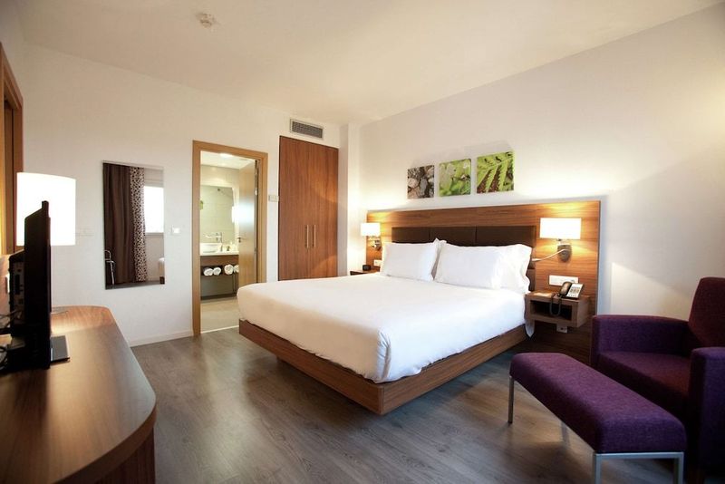 Hilton Garden Inn Malaga - Image 2