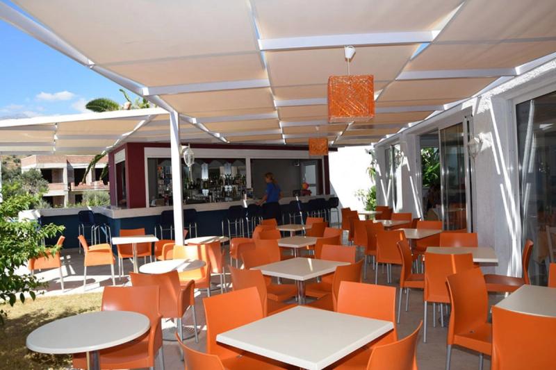 Hotel Myrtis - Image 10
