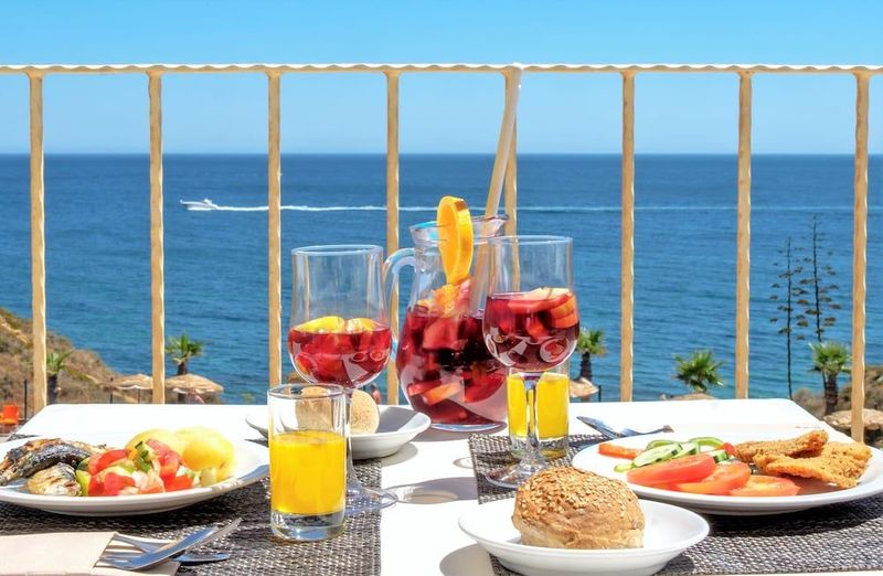 Auramar Beach Resort - Image 4