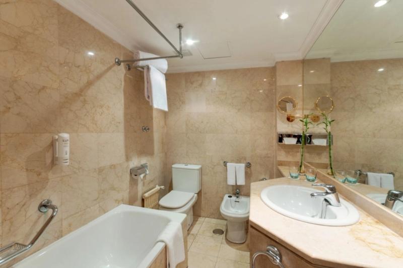 Hotel Alicante Gran Sol Affiliated by Melia - Image 9