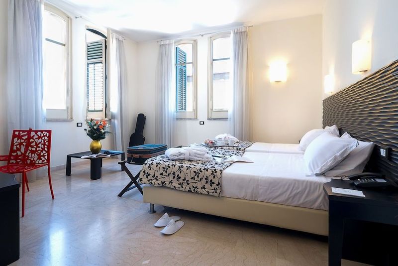 Hotel Garibaldi - Image 3