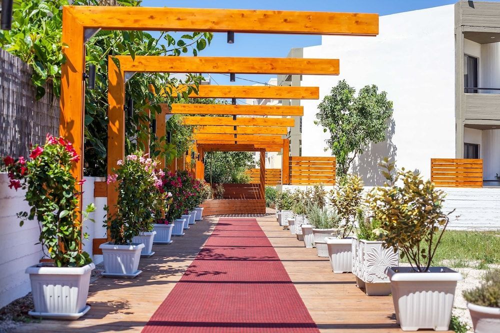 Sunny Days Hotel - Image 7