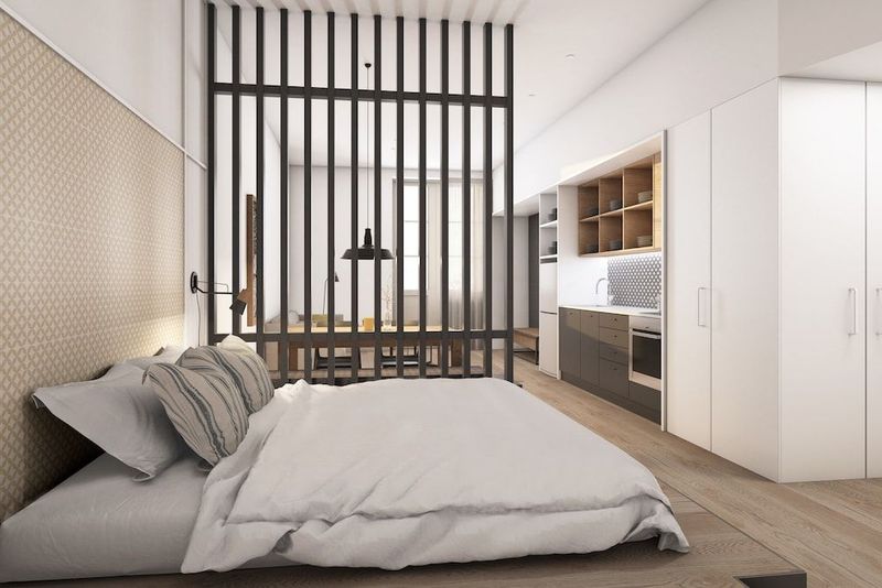 Port Plaza Apartments - Image 1