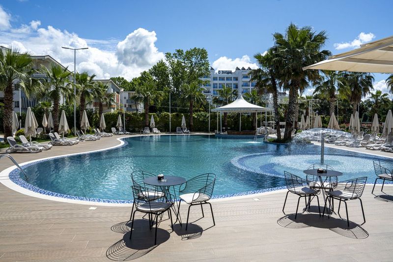 Henry Resort & SPA - Image 8